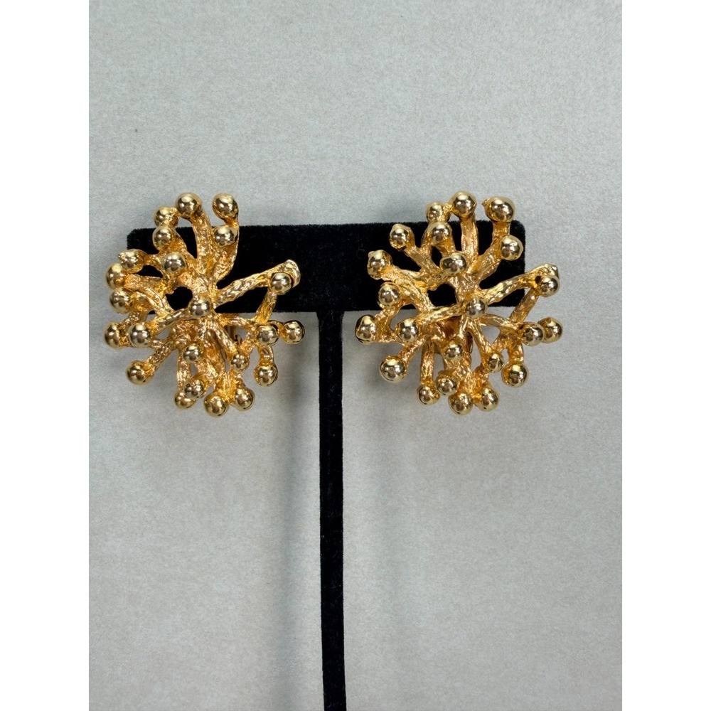 Vintage 1960s Spaghetti Wire Sea Urchin Clip On Earrings Gold Tone Atomic 1.25"